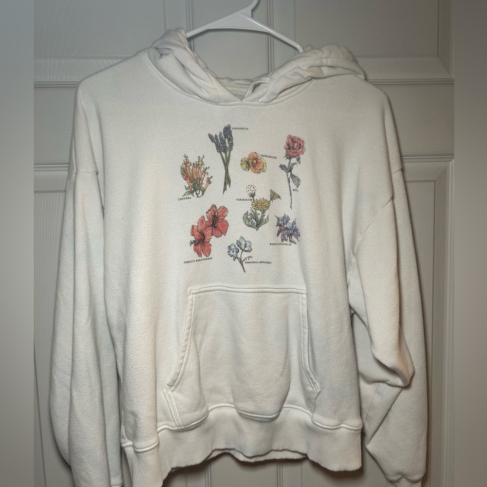 American Eagle floral graphic sweatshirt